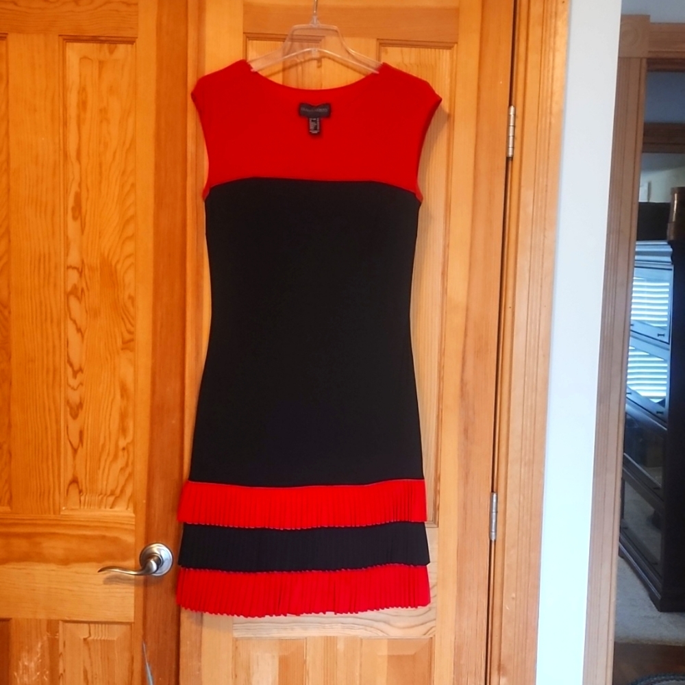 Frank Lyman red and black sleeveless dress Size 12US